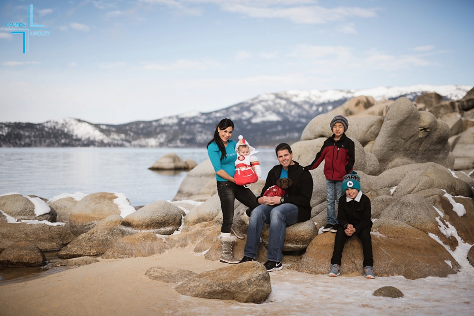 Tahoe family photos in the snow
