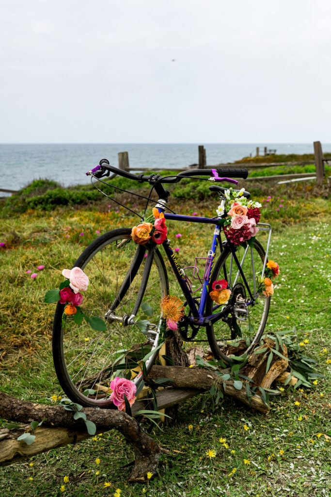 Examples of Bicycles being used as decor at weddings